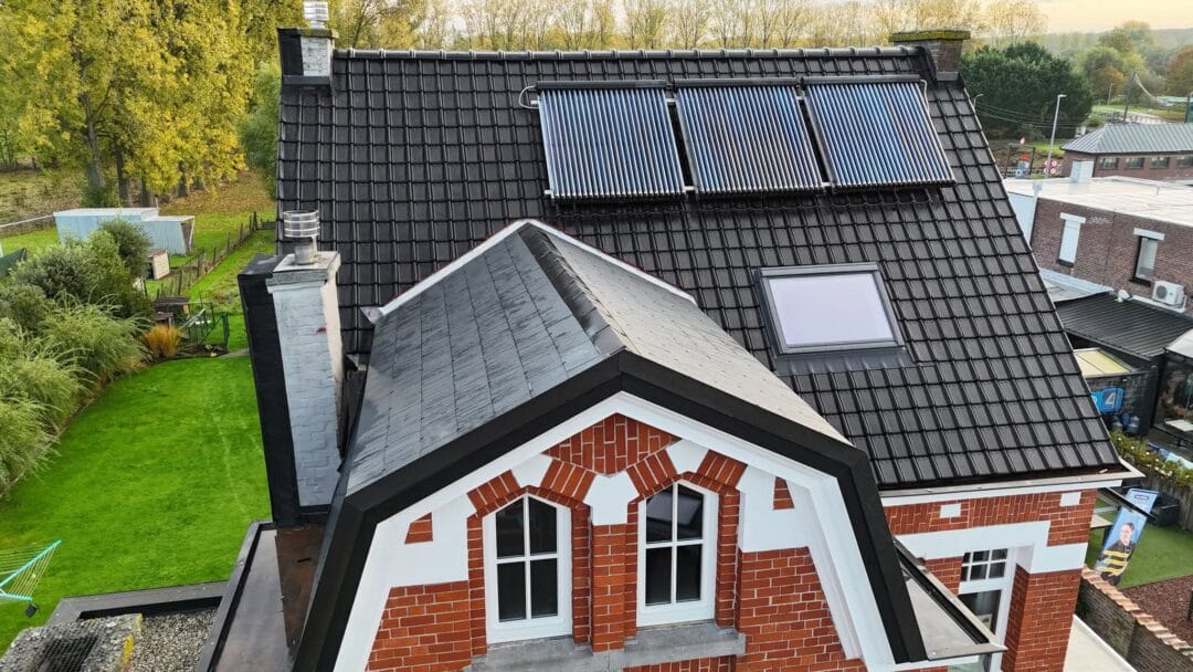 Volledige dak- en gevelrenovatie in Idegem